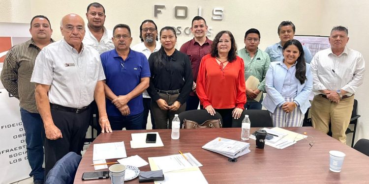 ATIENDEN PETICIONES CIUDADANAS DE CINCO FRACCIONAMIENTOS DE CABO SAN LUCAS