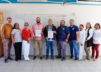 FIRMAN ACUERDO DE COLABORACIÓN ZOFEMAT y CETMAR 31