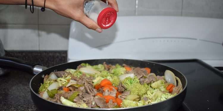 RECOMIENDA IMSS BAJA CALIFORNIA SUR DISMINUIR CONSUMO DE SAL