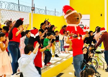 IMDIS LOS CABOS REÚNE A FAMILIAS DEL CENTRO DE INCLUSIÓN Y DESARROLLO EN TRADICIONAL POSADA NAVIDEÑA