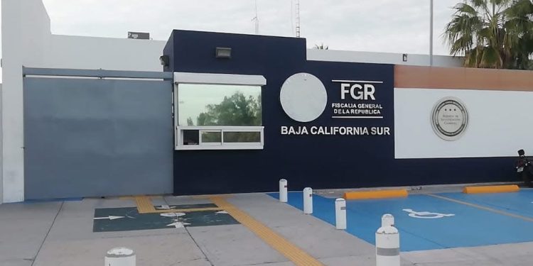 POR POSESIÓN DE PLACAS DE CIRCULACIÓN FALSAS FGR OBTIENE VINCULACIÓN A  PROCESO CONTRA UNA PERSONA EN BCS