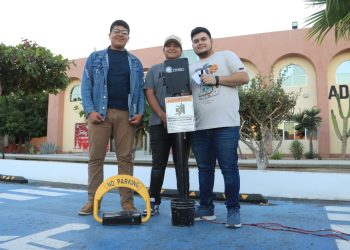 ESTUDIANTES DE LA UABCS DESARROLLAN “PARK-AT” UN DISPOSITIVO PARA FOMENTAR EL USO ADECUADO  DE ESPACIOS EXCLUSIVOS PARA PERSONAS CON DISCAPACIDAD