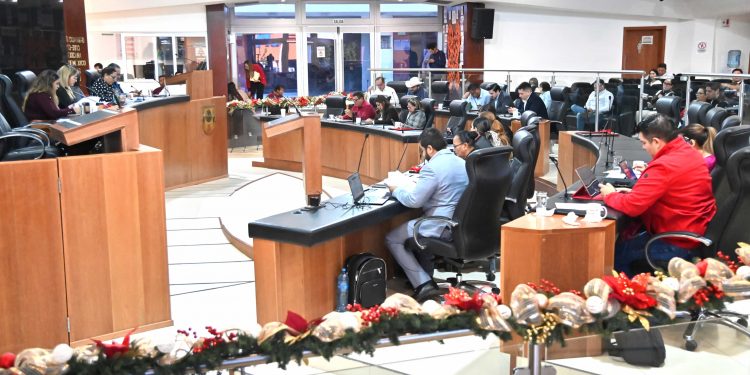 APRUEBAN PROYECTAR EN LA LEY DE PESCA EL “PROGRAMA ESTATAL DE SEGURO DE VIDA PARA EL SECTOR PESQUERO DE BCS”