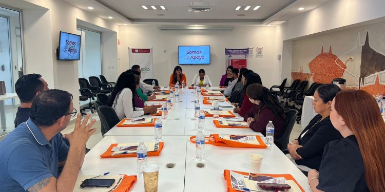 EJERCE GOBIERNO DE BCS 92 MDP PARA MEJORAMIENTO DE CAMINOS ESTATALES