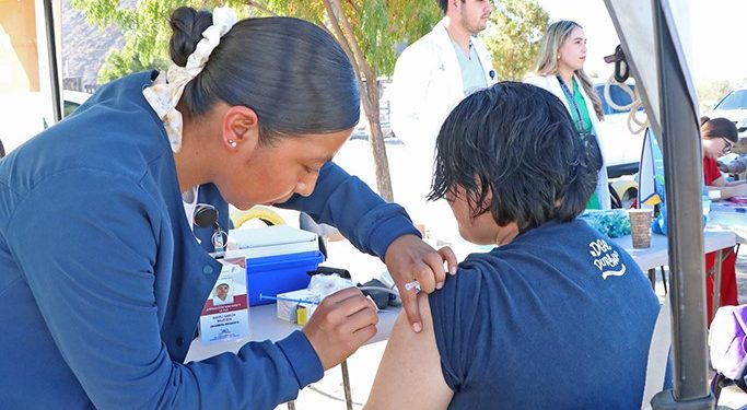 CONTINÚA LA VACUNACIÓN CONTRA LA INFLUENZA EN UNIDADES MÉDICAS DE BCS