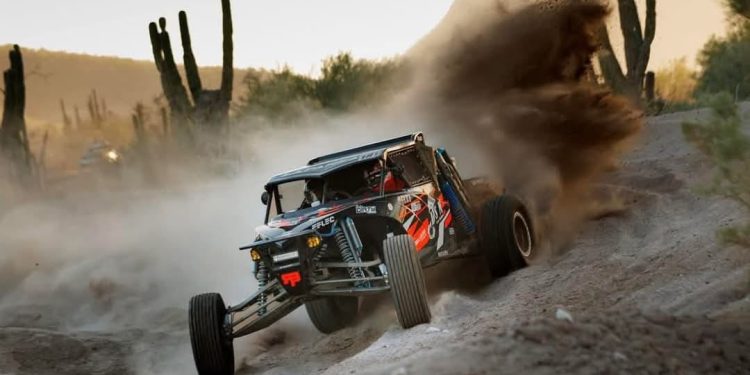 TRAS LAS HUELLAS Por Monserrath Villalejo Baeza