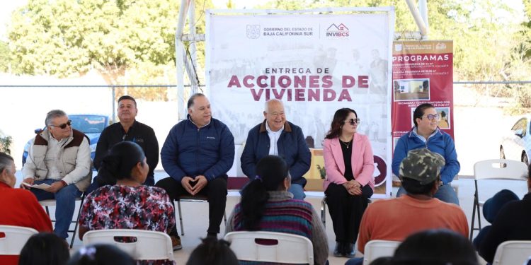 ENTREGA VMCC ACCIONES DE VIVIENDA A FAMILIAS DE COMUNIDADES RURALES DE LA PAZ