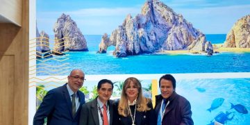SOCIEDAD Y TRES ÓRDENES DE GOBIERNO TRABAJAN EN LA MEJORA DE SERVICIOS TURÍSTICOS EN LA BAHÍA DE LA PAZ