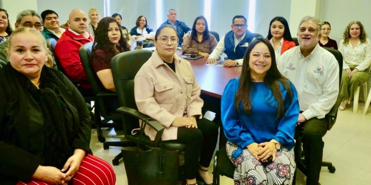 PRESENTARÁ CIFPD OBRA DE TEATRO “LAS AVENTURAS DE ALICIA EN EL PAÍS DE LAS MARAVILLAS”