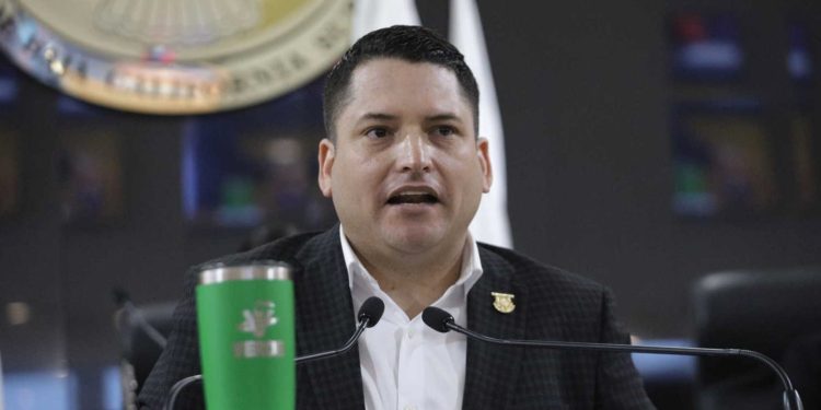 PROPONE EL DIPUTADO ERICK IVAN AGUNDEZ REFORMAS Y ADICIONES PARA ERRADICAR EL MALTRATO ANIMAL