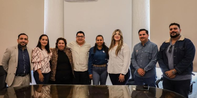 AYUNTAMIENTO DE LOS CABOS IMPULSA EMPLEO LOCAL CON PROGRAMA DE RESCATE AMBIENTAL EN EL ESTERO JOSEFINO