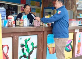 ENCABEZA ALCALDE CHRISTIAN AGUNDEZ FESTEJO DEL DÍA DE REYES EN LA RIBERA, SANTIAGO Y MIRAFLORES