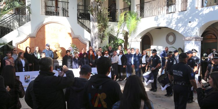 LOS CABOS: CONMEMORAN 55 ANIVERSARIO LUCTUOSO DEL PROF. PABLO L. MARTÍNEZ