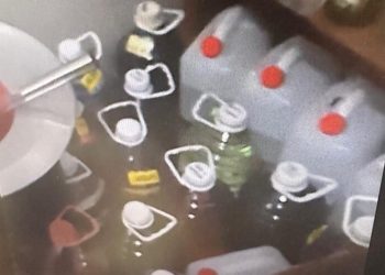 POR FALSIFICACIÓN DE BEBIDAS ALCOHOLICAS FGR LOGRA VINCULACIÓN A PROCESO CONTRA UNA PERSONA EN BCS