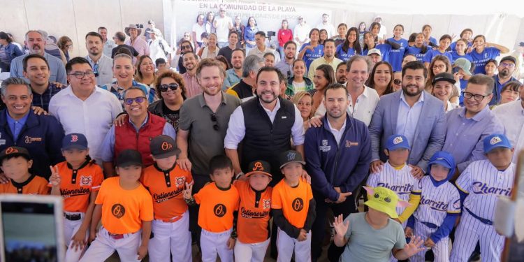 FAMILIAS DE LA PLAYA ESTRENAN UNIDAD DEPORTIVA: UNA DONACIÓN QUE UNE ESFUERZOS DEL GOBIERNO DE LOS CABOS Y LA IP