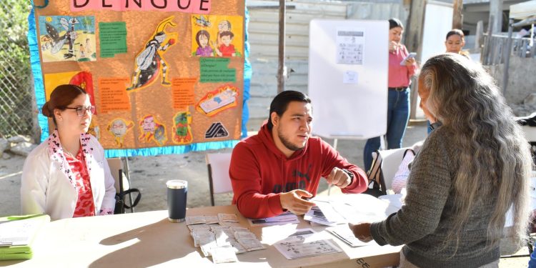 A TRAVÉS DE LA JORNADA DE SALUD SE ACERCAN LOS SERVICIOS MÉDICOS A LAS COLONIAS DE CSL