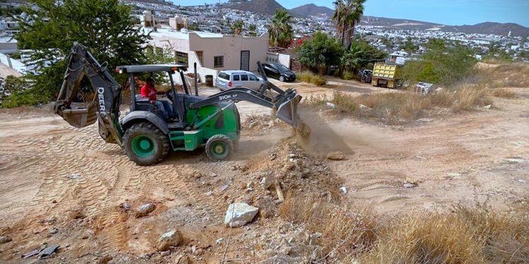 GOBIERNO DE LOS CABOS PONE EN MARCHA PROGRAMA DE SEQUÍA RECURRENTE PARA APOYAR A PERSONAS GANADERAS LOCALES