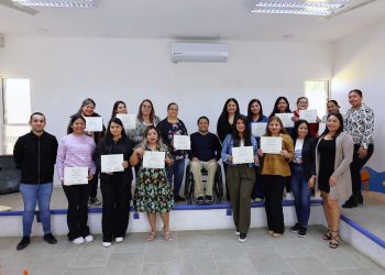 GOBIERNO MUNICIPAL IMPARTE EL 1° TALLER INTRODUCTORIO SISTEMA BRAILLE A DOCENTES DE CSL