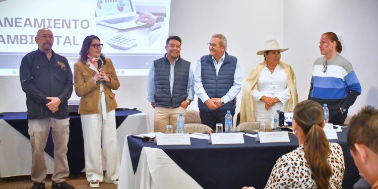 XV AYUNTAMIENTO SOSTIENE REUNIÓN INFORMATIVA CON INTEGRANTES DE CANIRAC SOBRE DERECHO DE SANEAMIENTO AMBIENTAL