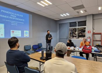 CAPACITAN A INSTRUCTORES DE TALLERES CULTURALES EN LA UABCS SOBRE PRIMEROS AUXILIOS