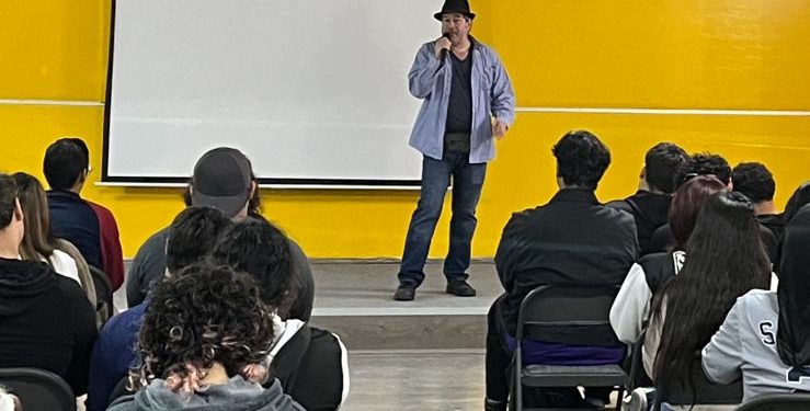 UNIVERSIDAD DE TIJUANA EMPRENDE CREACIÓN DE LA COMPAÑIA DE TEATRO DEL NOROESTE
