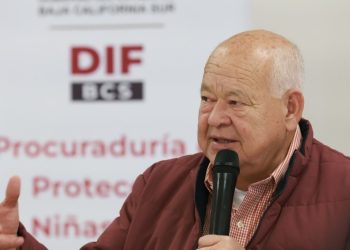 ENTREGA GOBERNADOR APOYOS PARA ACTIVIDADES PRODUCTIVAS ASI COMO BENEFICIOS PARA MEJORAR LA ATENCIÓN A LA SALUD