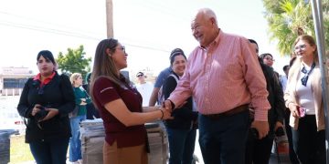 ENTREGA GOBERNADOR APOYOS PARA ACTIVIDADES PRODUCTIVAS ASI COMO BENEFICIOS PARA MEJORAR LA ATENCIÓN A LA SALUD