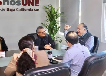 PERSONAL DE LOS CENTROS PENITENCIARIOS DE BCS RECIBE UNIFORMES