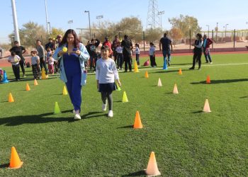 CONVIVEN MAS DE 600 ESTUDIANTES Y PADRES DE FAMILIA EN ACTIVIDAD RECREATIVA