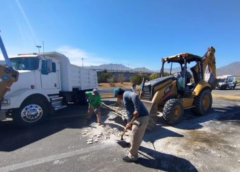 DAN MANTENIMIENTO A 216 KILÓMETROS DE CAMINOS RURALES EN LOS CABOS