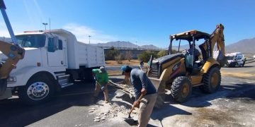 DAN MANTENIMIENTO A 216 KILÓMETROS DE CAMINOS RURALES EN LOS CABOS