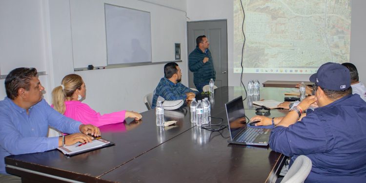 PRESENTARÁN 15 PROYECTOS PARA REDUCIR TRÁFICO Y MEJORAR VIALIDADES EN LOS CABOS