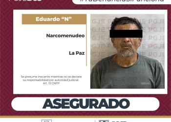 ASEGURA PGJE  875 DOSIS DE DROGA Y A UN HOMBRE MEDIANTE CATEO EN UN DOMICILIO EN LA PAZ