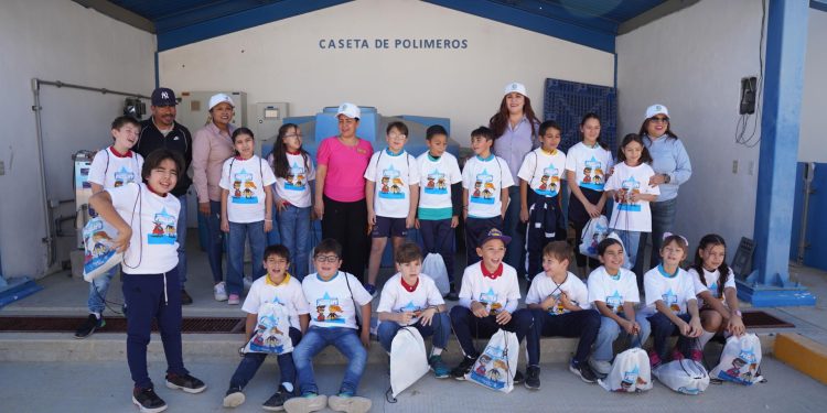 NIÑAS Y NIÑOS DESCUBREN EL PROCESO DE POTABILIZACIÓN DEL AGUA EN OOMSAPAS LOS CABOS