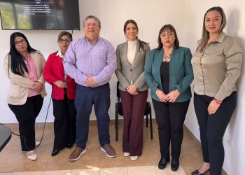 ALCALDE DE LOS CABOS CHRISTIAN AGUNDEZ RECIBE VISITA DE CONSUL DE CANADÁ