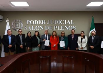 TOMAN PROTESTA LOS NUEVOS INTEGRANTES DEL CONSEJO DE LA JUDICATURA DEL ESTADO Y EL SECRETARIO GENERAL DE ACUERDOS DEL PLENO Y SECRETARIO EJECUTIVO DEL CONSEJO DE LA JUDICATURA