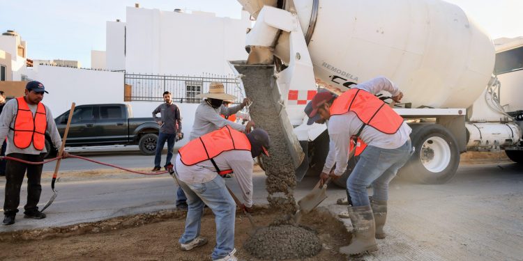 ARRANCA ALCALDE CHRISTIAN AGUNDEZ PROGRAMA CAZA BACHES EN LOS CABOS