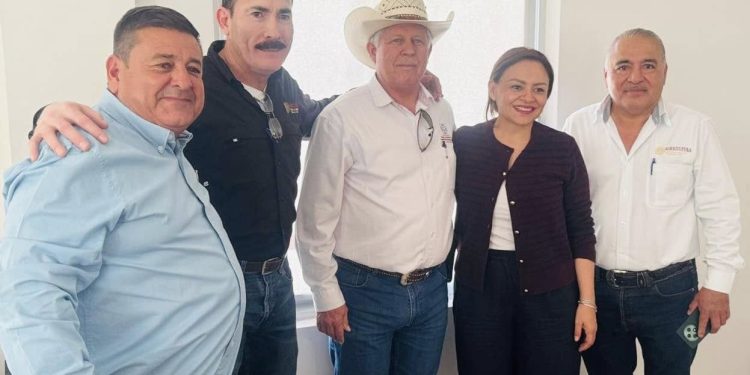 ICATEBCS Y EL AYUNTAMIENTO DE LA PAZ BUSCAN CONSOLIDAR LA CAPACITACIÓN PARA TRABAJADORES MUNICIPALES