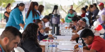 MÁS DE 20 MIL ESTUDIANTES DE NIVEL BÁSICO EN BCS RECIBEN DESAYUNOS ESCOLARES