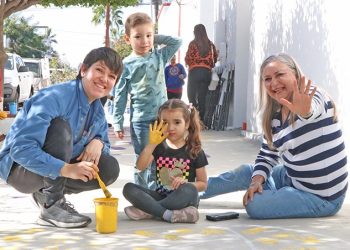 PERSONAL DE LOS CENTROS PENITENCIARIOS DE BCS RECIBE UNIFORMES
