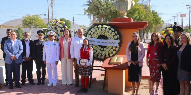 PRESIDE CASTRO COSIO LA CEREMONIA POR EL 219 ANIVERSARIO DEL NATALICIO DE BENITO JUÁREZ GARCÍA