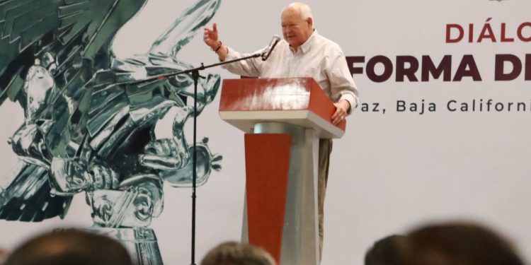 PARTICIPA VÍCTOR CASTRO EN “DIALOGOS PARA LA REFORMA DEL PODER JUDICIAL “