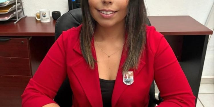 SE REÚNE ALCALDE DE LOS CABOS CON MIEMBROS DEL SINDICATO DE BURÓCRATAS