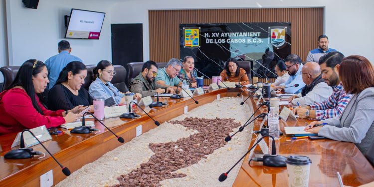 AVANZA CREACIÓN DEL COMITÉ DE CAMINOS VECINALES EN LOS CABOS; BUSCAN GARANTIZAR ACCESOS DIGNOS EN ZONAS RURALES