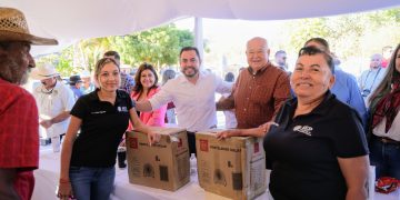    TODO UN ÉXITO EL PROGRAMA “LETRAS EN PLENILUNIO” EN CABO SAN LUCAS