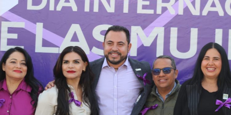 RECONOCE ALCALDE CHRISTIAN AGÚNDEZ LUCHA HISTÓRICA DE LAS MUJERES