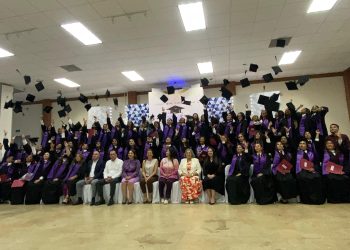 OBTIENEN  56 MUJERES CERTIFICADO DE PREPARATORIA LUEGO DE ESTUDIARLA EN EL CENTRO DE JUSTICIA PARA MUJERES 
