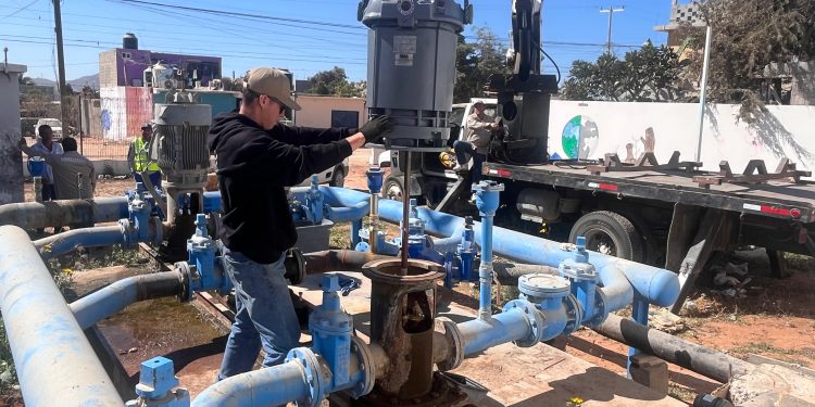 OOMSAPAS LOS CABOS CONTINÚA TRABAJOS DE MANTENIMIENTO A INFRAESTRUCTURAS PARA SEGUIR LLEVANDO AGUA A LAS FAMILIAS DE CABO SAN LUCAS