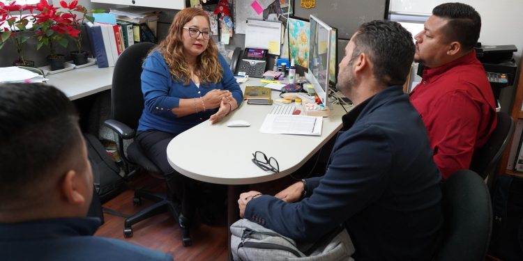 CONVOCAN A PARTICIPAR EN EL CONCURSO DE AFICIONADOS AL CANTO EN SAN JOSÉ DEL CABO