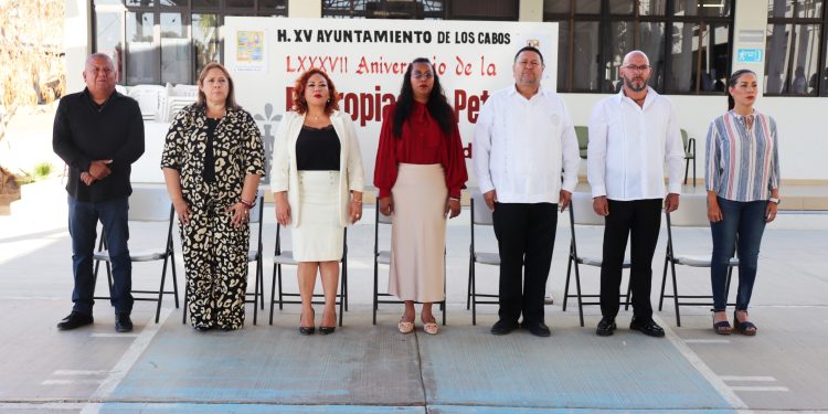 REFRENDA AYUNTAMIENTO DE LOS CABOS COMPROMISO CON UN FUTURO ENERGÉTICO CON MENOR IMPACTO AMBIENTAL